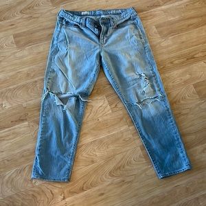 Gap 1969 destructed jeans